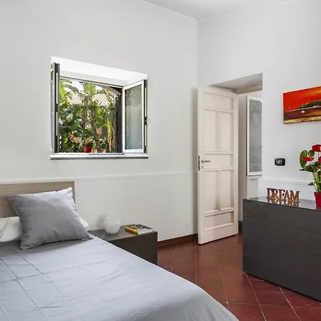 Apartment With Garden & Pool By Wonderful Italy *