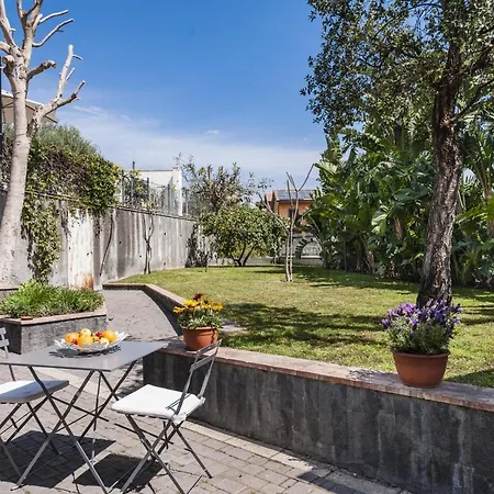 With Garden & Pool By Wonderful Italy Apartment