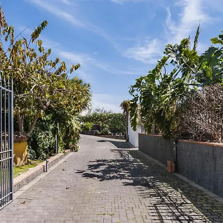 With Garden & Pool By Wonderful Italy Apartment *